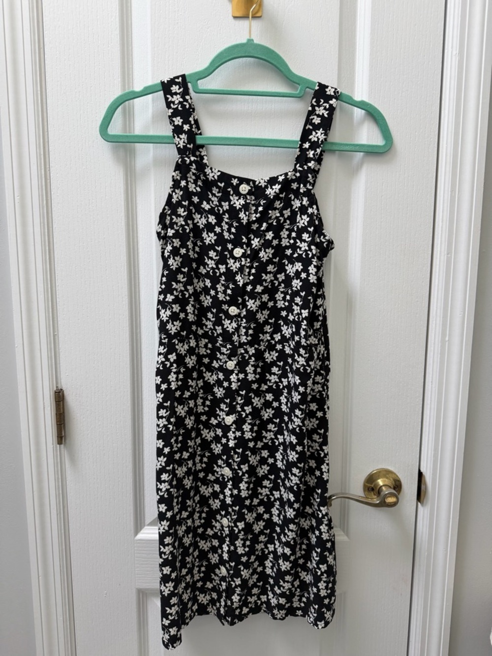 GAP Black and White Floral Button-Front Midi Dress